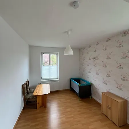 Grosszuegige In Mecklenburg Zwischen Wald Und Seen Lejlighed