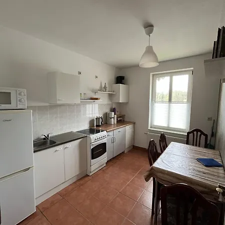 Lejlighed Grosszuegige In Mecklenburg Zwischen Wald Und Seen *