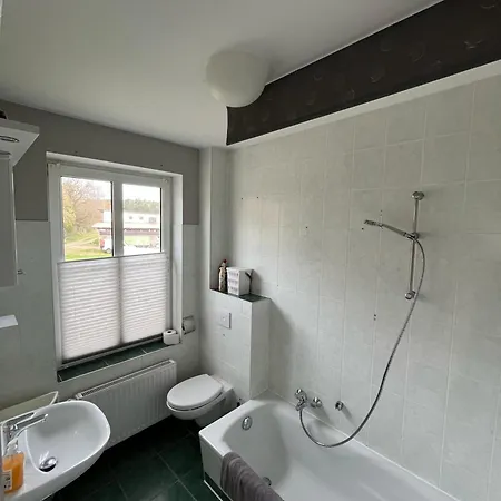 Lejlighed Grosszuegige In Mecklenburg Zwischen Wald Und Seen