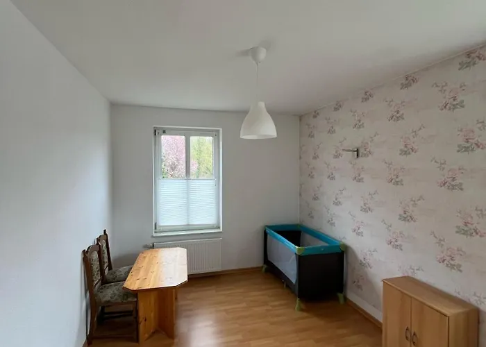 Großzügige In Mecklenburg Zwischen Wald Und Seen Apartamento